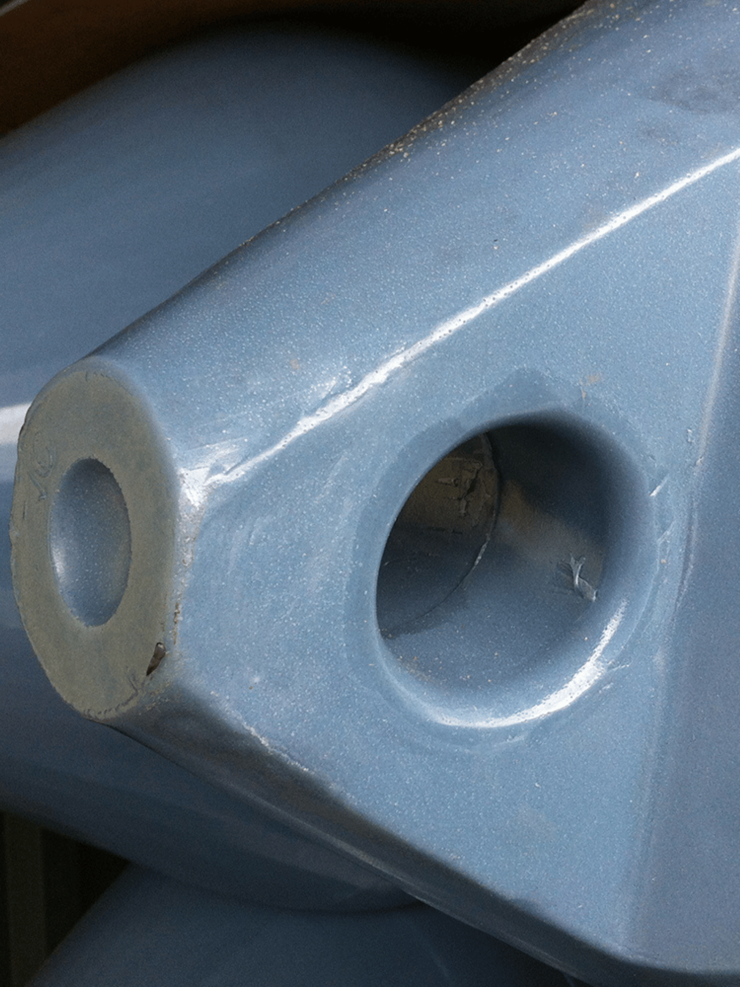 Polyform HDF10 Heavy Duty Fender 1600mm(H) x 500mm(D) - Image 2