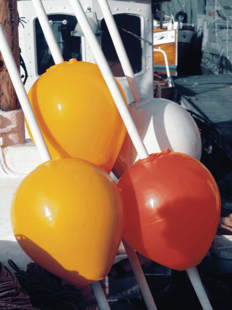Polyform CC dhan buoys